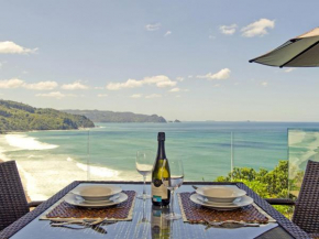 The Lookout - Tairua Holiday Home